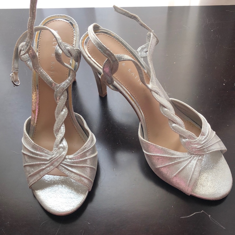 Size 9.5 Kelly & Katie silver heels